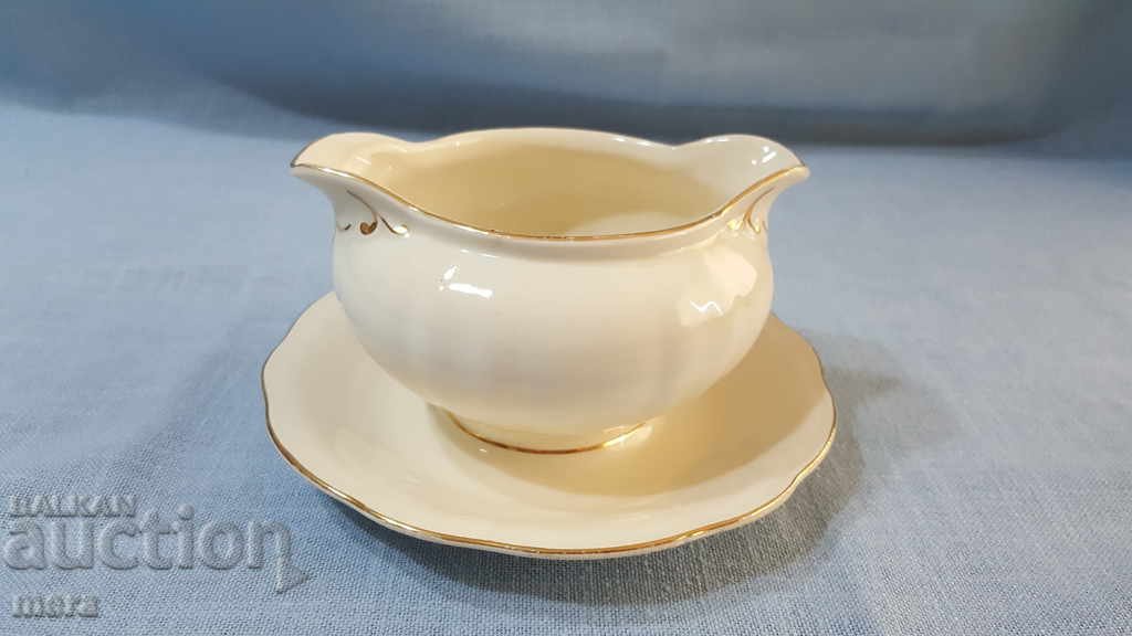Large porcelain saucer with price 25.00 BGN | € 12.78 Large porcelain saucer with price 25.00 BGN | € 12.78