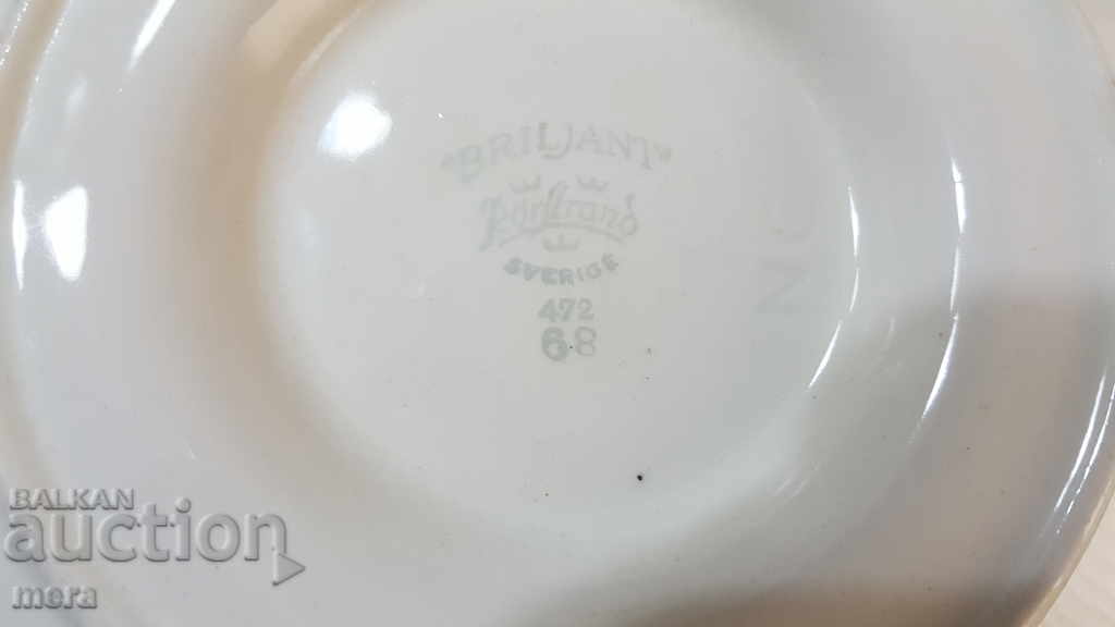 Large porcelain saucer - 5 Large porcelain saucer - 5