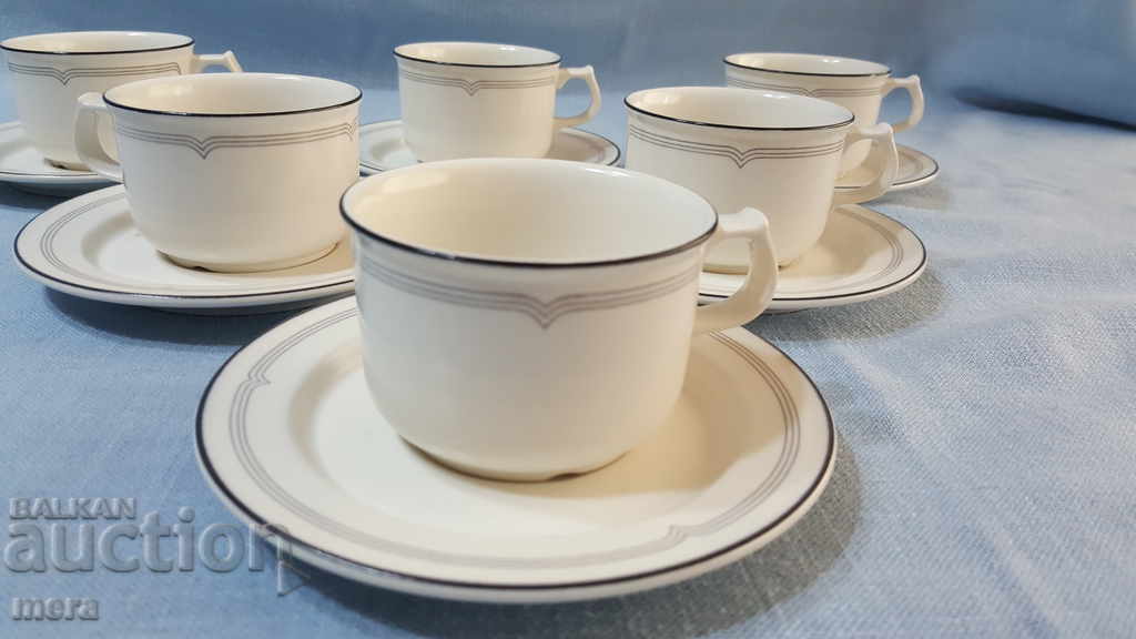 Auction Porcelain coffee service Auction Porcelain coffee service