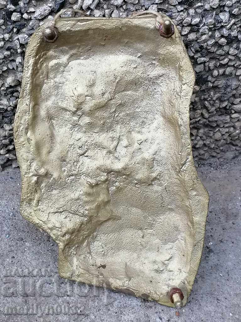 Licitație Ornamente metalice turnate figura basorelief din bronz Licitație Ornamente metalice turnate figura basorelief din bronz