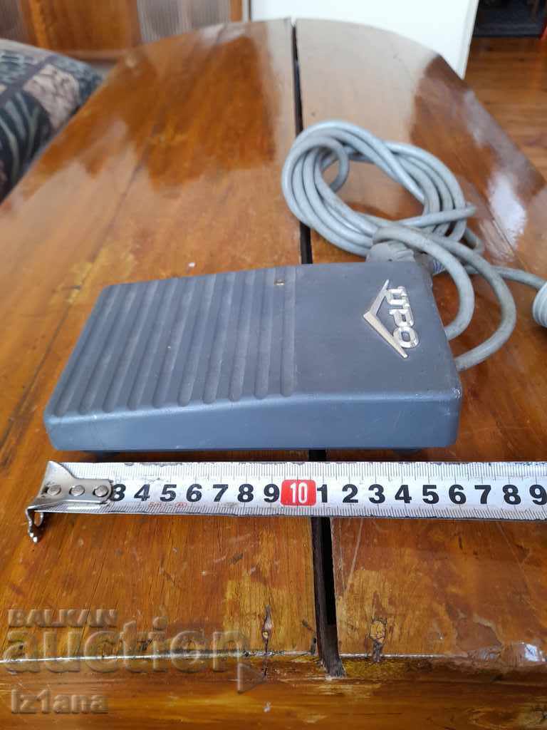 Old UPO control pedal - 6 Old UPO control pedal - 6