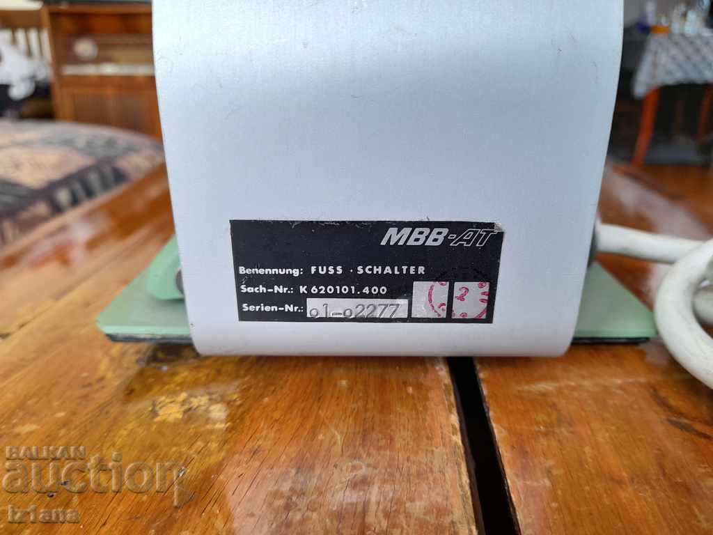 Auction Old sewing machine pedal Auction Old sewing machine pedal