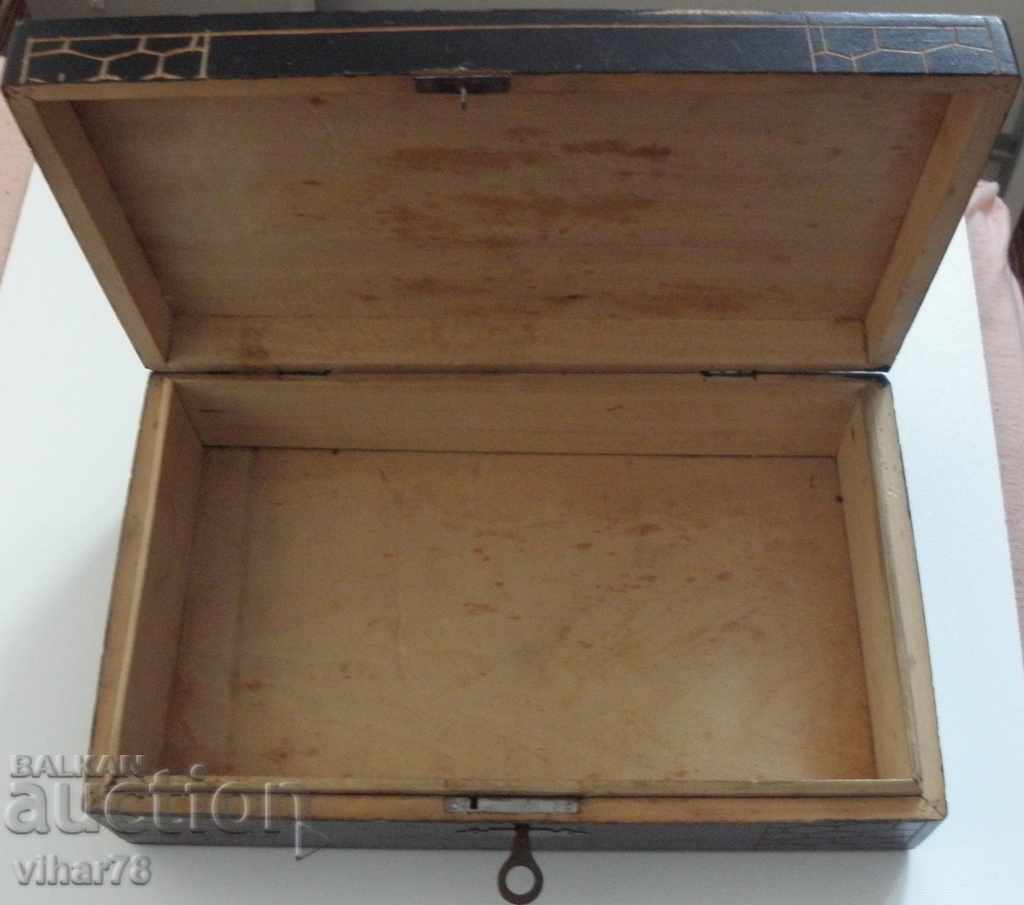 Old wooden box with key - 6