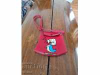 O geantă veche pentru copii