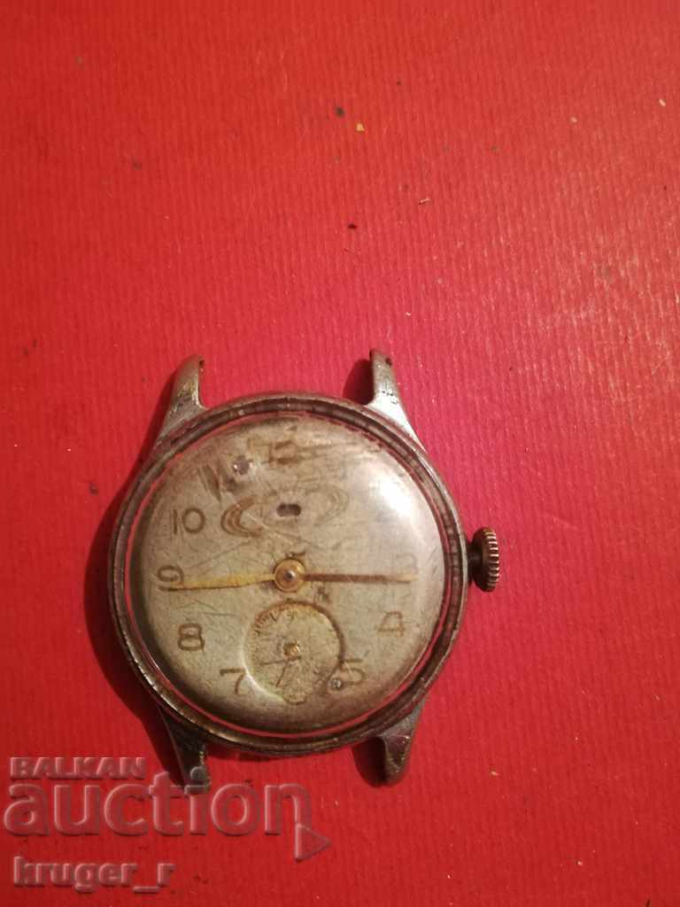 Rare watch SATURN 17 STONE with price 20.00 BGN | € 10.23 Rare watch SATURN 17 STONE with price 20.00 BGN | € 10.23