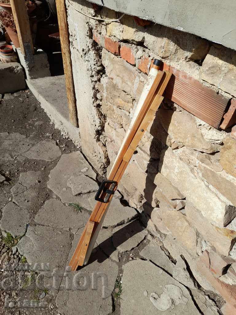 Large projection screen, board with price 100.00 BGN | € 51.13