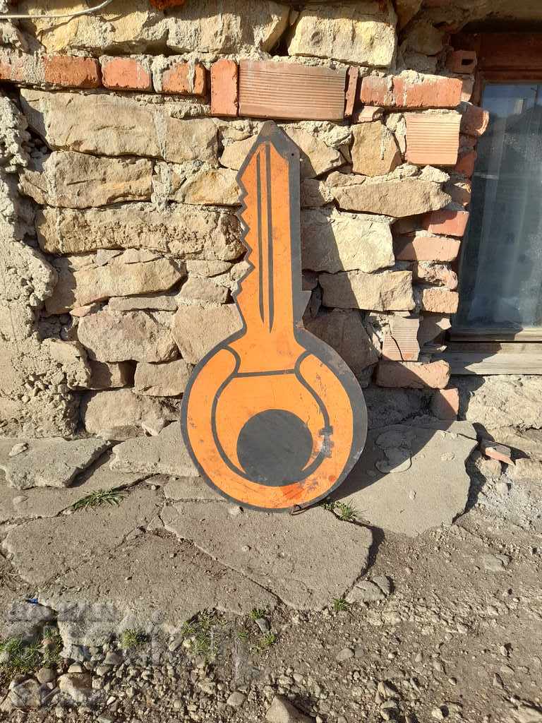 Old Locksmith Sign, key Old Locksmith Sign, key