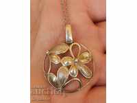 Silver Necklace with Flower Pendant