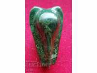 Elephant of leek - green quartz.