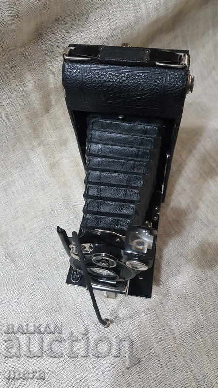 Auction Antique large professional camera Auction Antique large professional camera