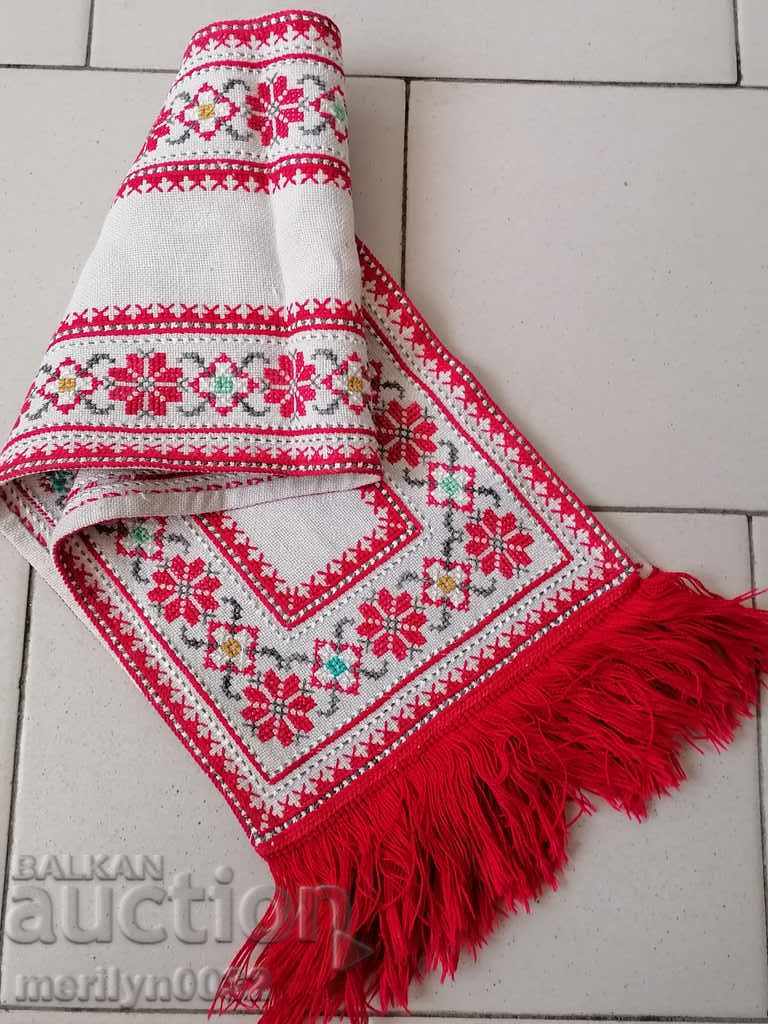 Livrarea mână în formă veche de acoperire slot pentru mediu Livrarea mână în formă veche de acoperire slot pentru mediu