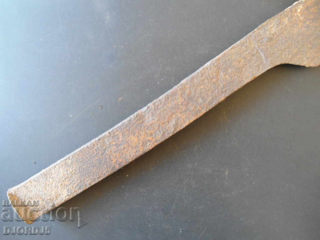 Old machete tool with price 7.00 BGN | € 3.58 Old machete tool with price 7.00 BGN | € 3.58