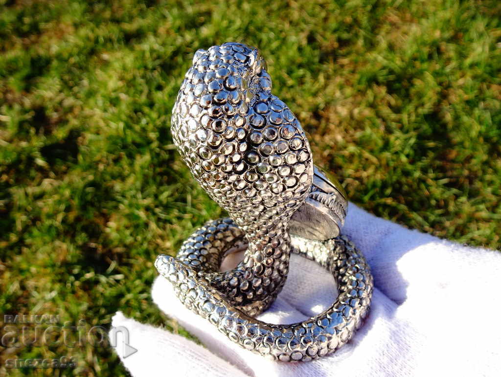 Seiko silver-plated table clock Cobra, Snake. - 6 Seiko silver-plated table clock Cobra, Snake. - 6