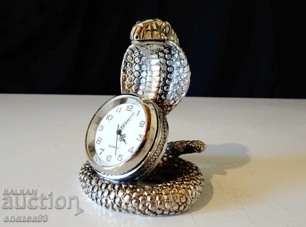 Seiko silver-plated table clock Cobra, Snake.