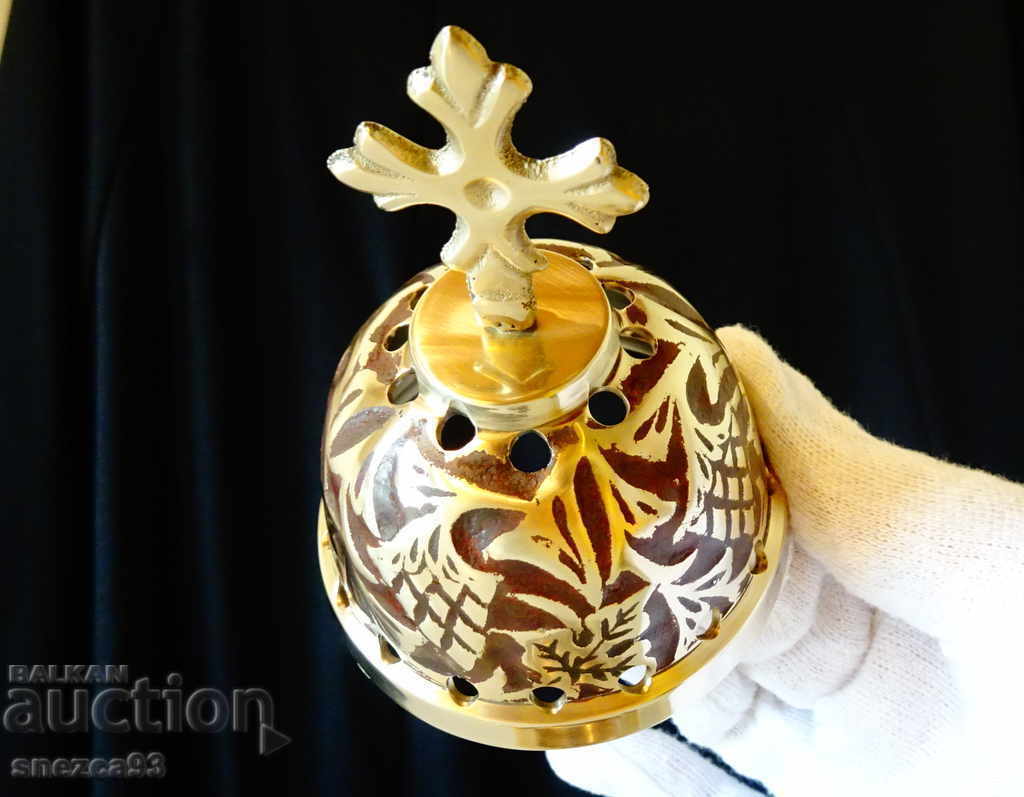 Auction Bronze censer, candle holder, thurible, cloisonné enamel Auction Bronze censer, candle holder, thurible, cloisonné enamel