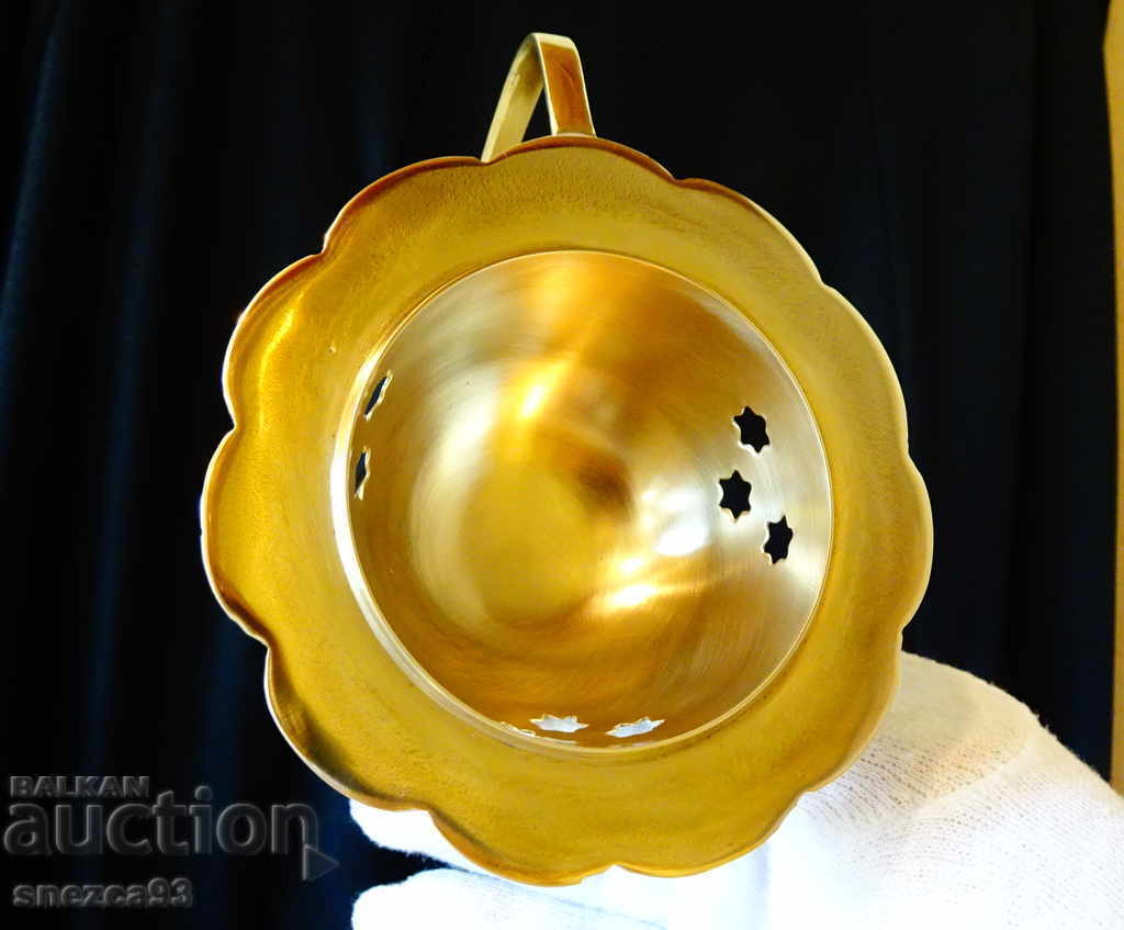 Delivery of Bronze censer, candle holder, thurible, cloisonné enamel Delivery of Bronze censer, candle holder, thurible, cloisonné enamel