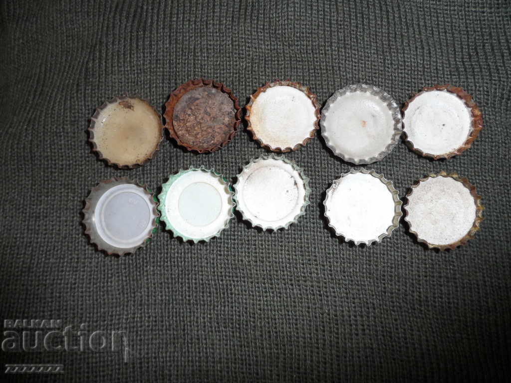 old caps - 1 with price 10.00 BGN | € 5.11 old caps - 1 with price 10.00 BGN | € 5.11