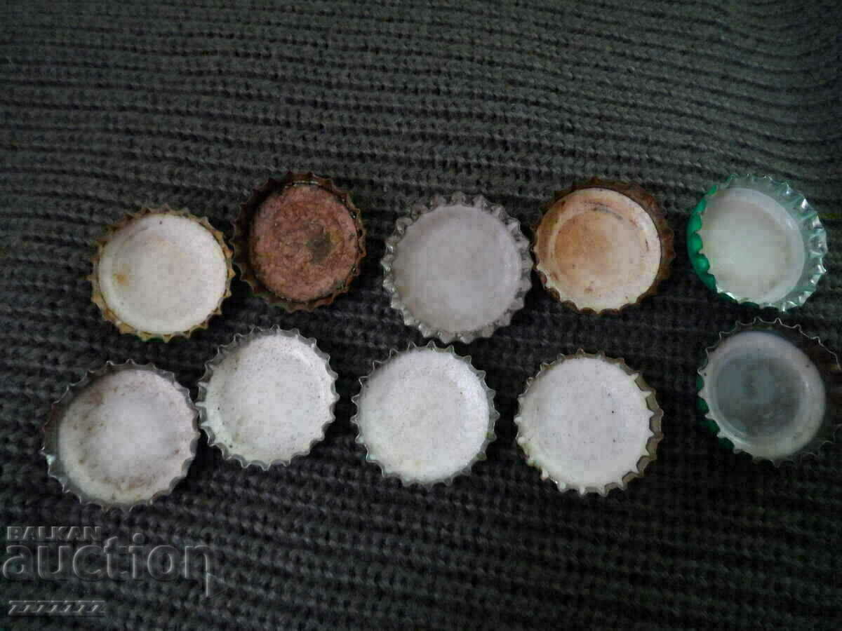 old caps - 2 with price 10.00 BGN | € 5.11