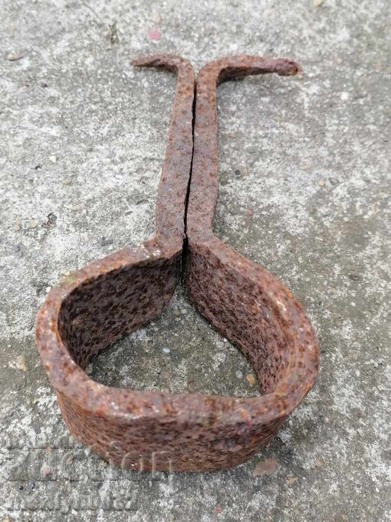 Auction Wrought iron latch ring primitive wrought iron Auction Wrought iron latch ring primitive wrought iron