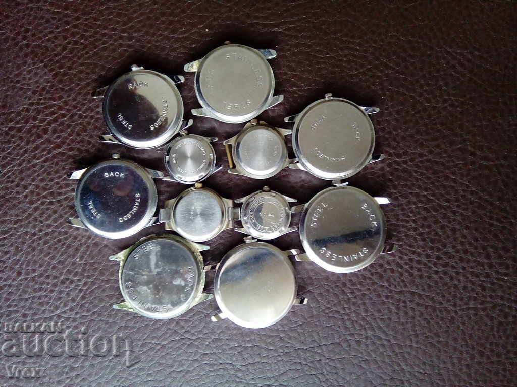 Lot quartz watches - 5 Lot quartz watches - 5