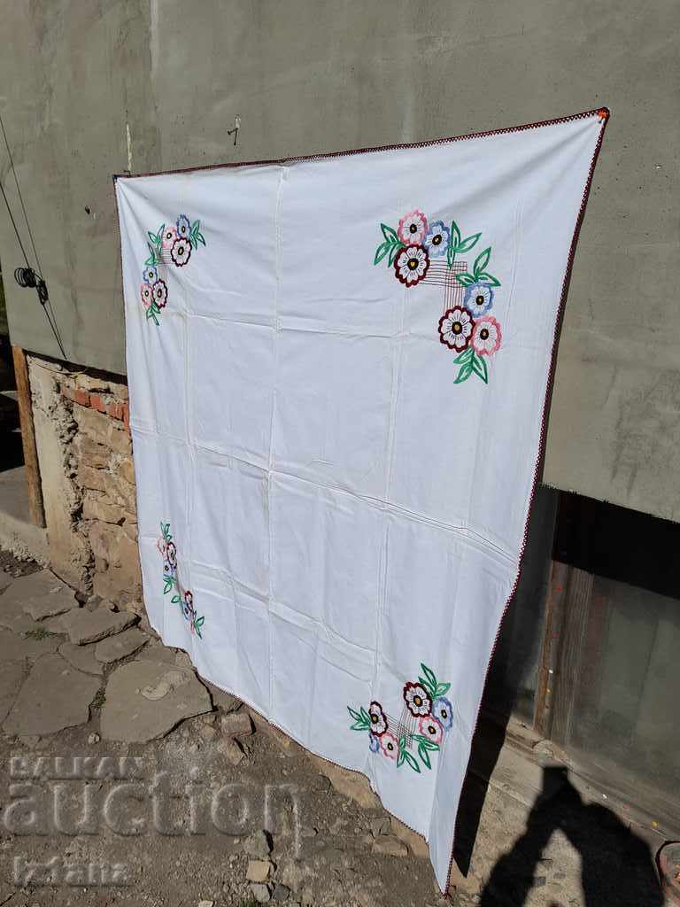Auction Old embroidered tablecloth Auction Old embroidered tablecloth