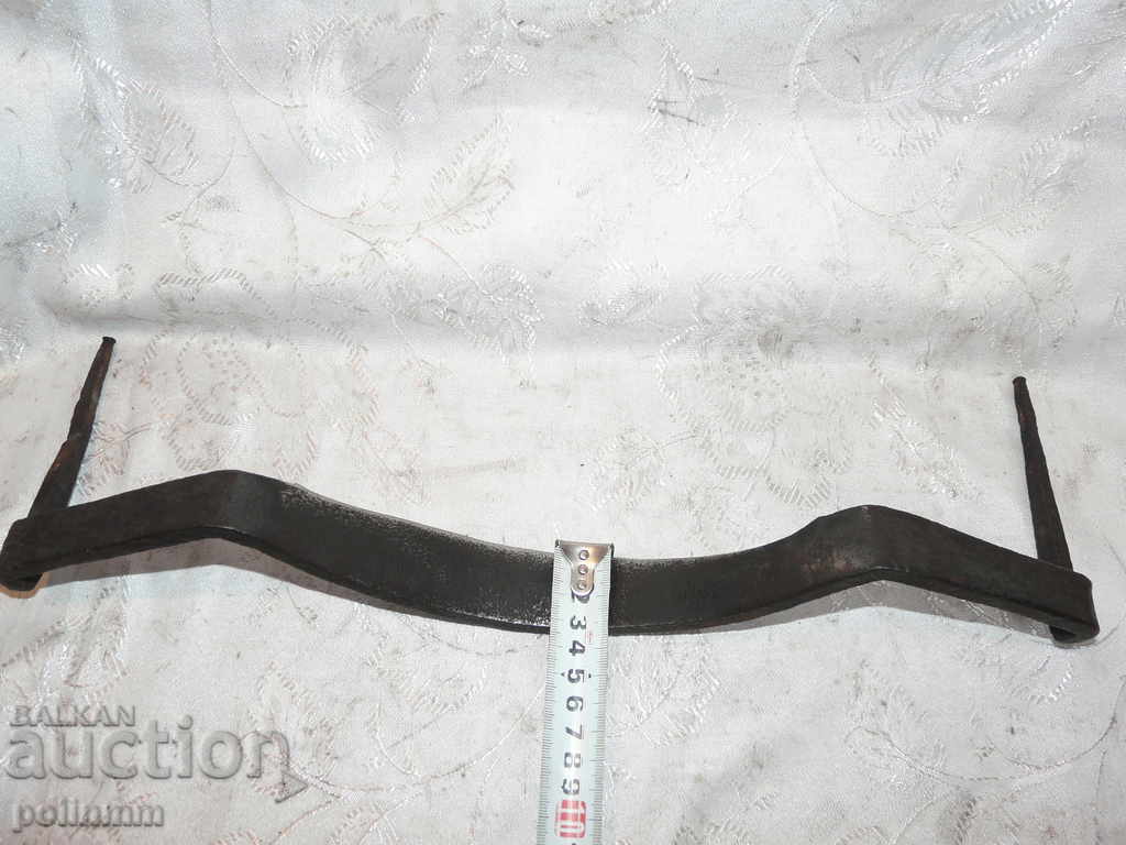 Auction Old massive wrought iron Auction Old massive wrought iron