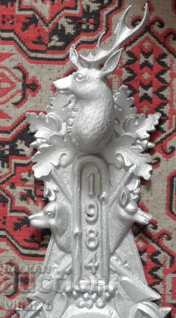 OLD CASTING WITH HUNTING MOTIVES - 6