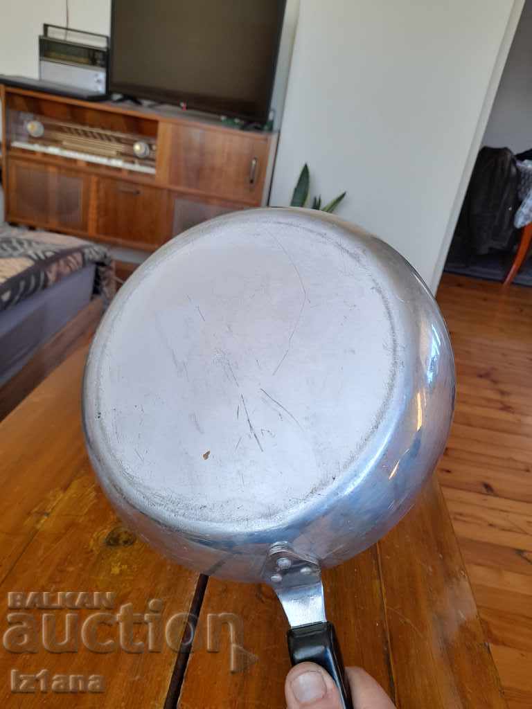 Παλιά κάβα αλουμινίου - 6 Παλιά κάβα αλουμινίου - 6