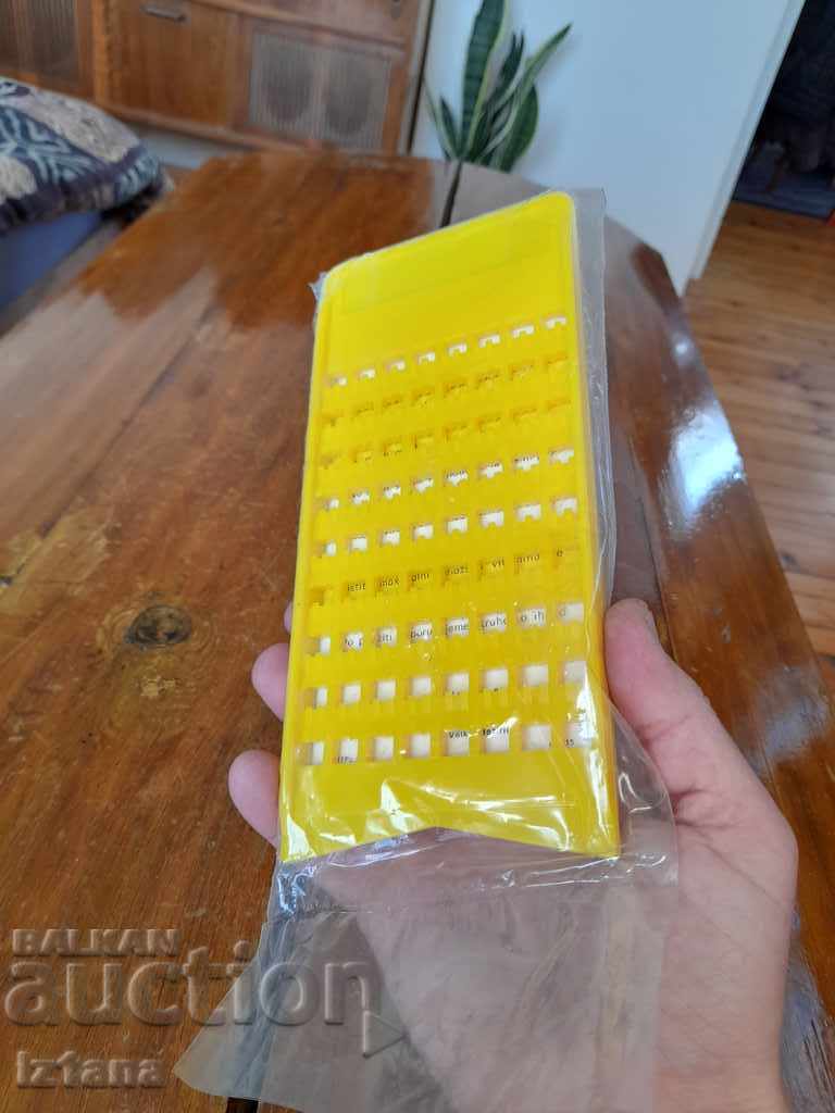 Licitație bucătărie răzătoare veche