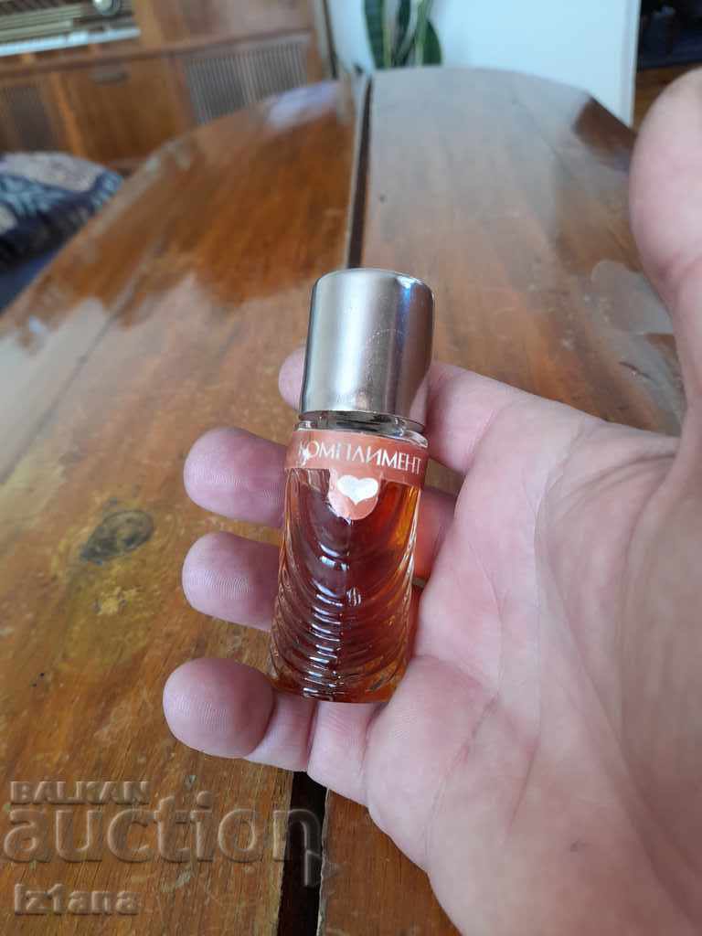 Delivery of Old perfume Compliment