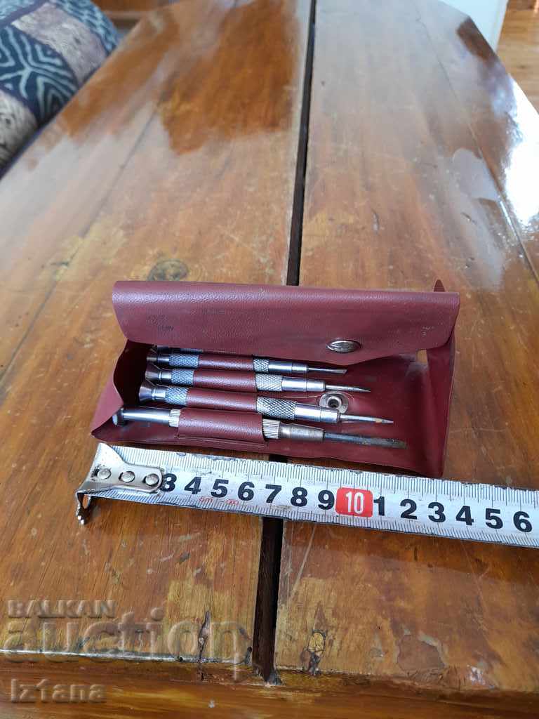 o șurubelniță vechi - 6