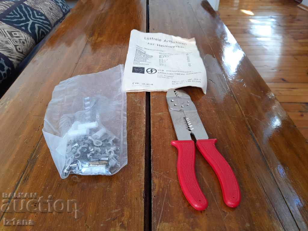 Old pliers for cables, terminals with price 40.00 BGN | € 20.45 Old pliers for cables, terminals with price 40.00 BGN | € 20.45