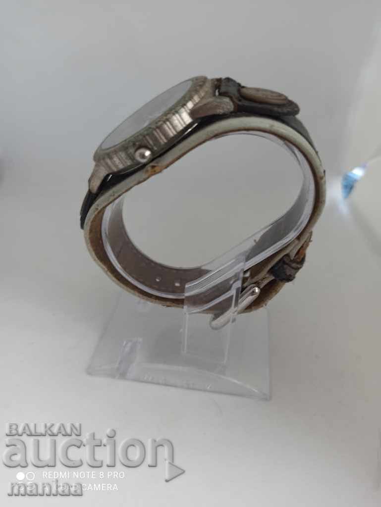 όμορφο ρολόι με τιμή 14.00 BGN | € 7.16 όμορφο ρολόι με τιμή 14.00 BGN | € 7.16