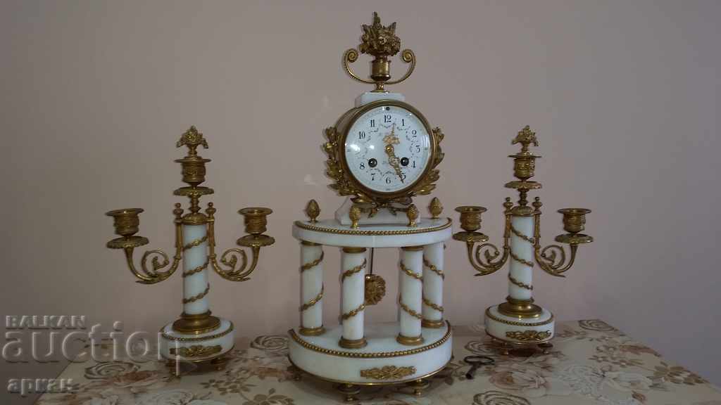 French fireplace clock - the end of the XIX century with price 2500.00 BGN | € 1278.23