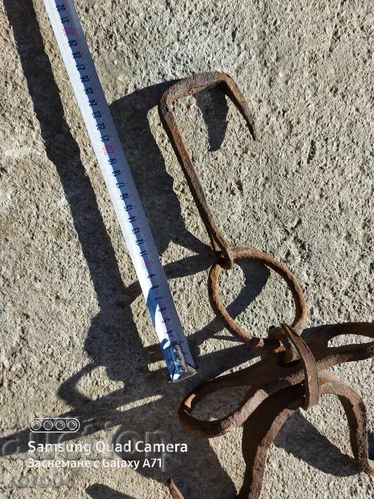 Auction  HOOKS - HINGES - WROUGHT IRON