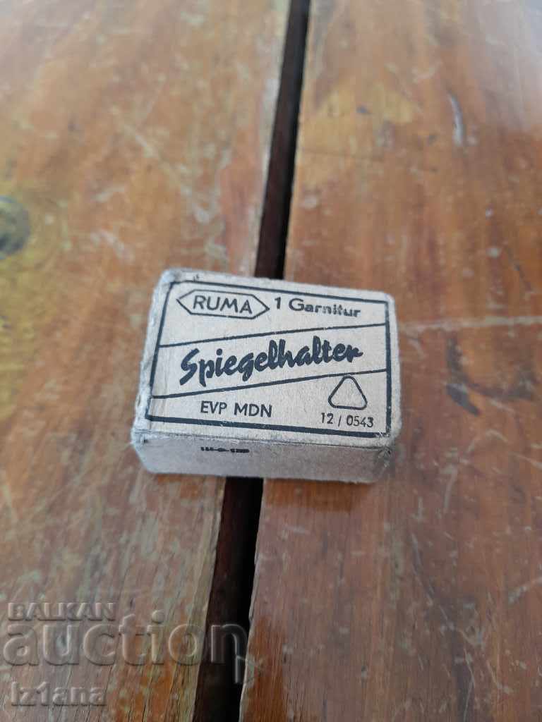 Old holders, mirror holders with price 15.00 BGN | € 7.67 Old holders, mirror holders with price 15.00 BGN | € 7.67