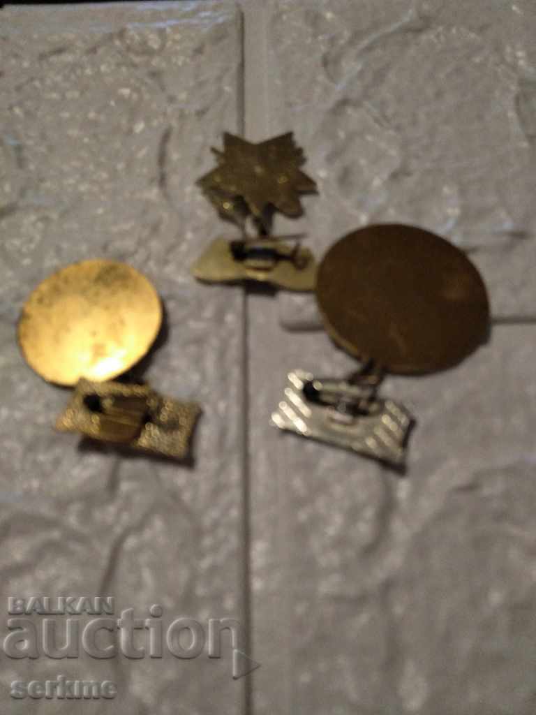 Lot of badges - 5 Lot of badges - 5