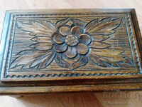 Wood carving box for jewelry