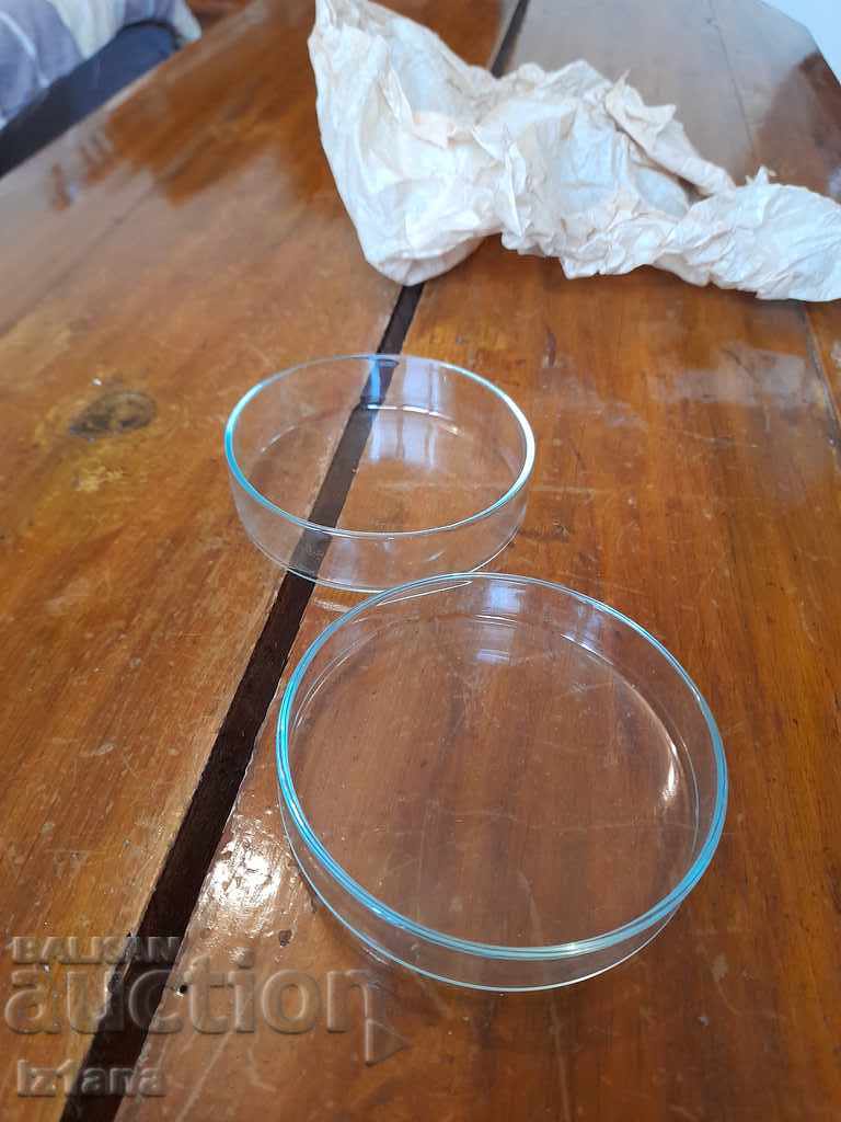 Auction An old dental bottle Auction An old dental bottle