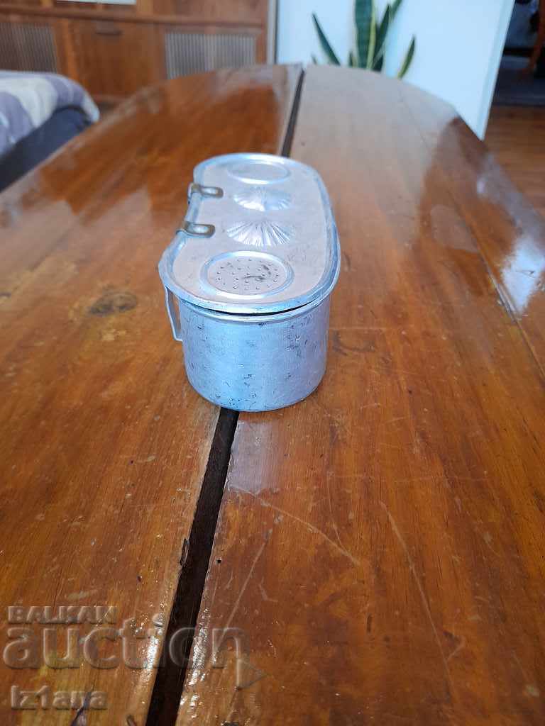 Delivery of Old fishing box for bait Delivery of Old fishing box for bait