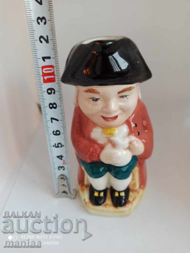 English porcelain figure Toby jug English porcelain figure Toby jug