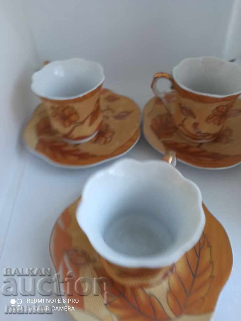Auction Coffee service for 6 cups and 6 saucers Auction Coffee service for 6 cups and 6 saucers