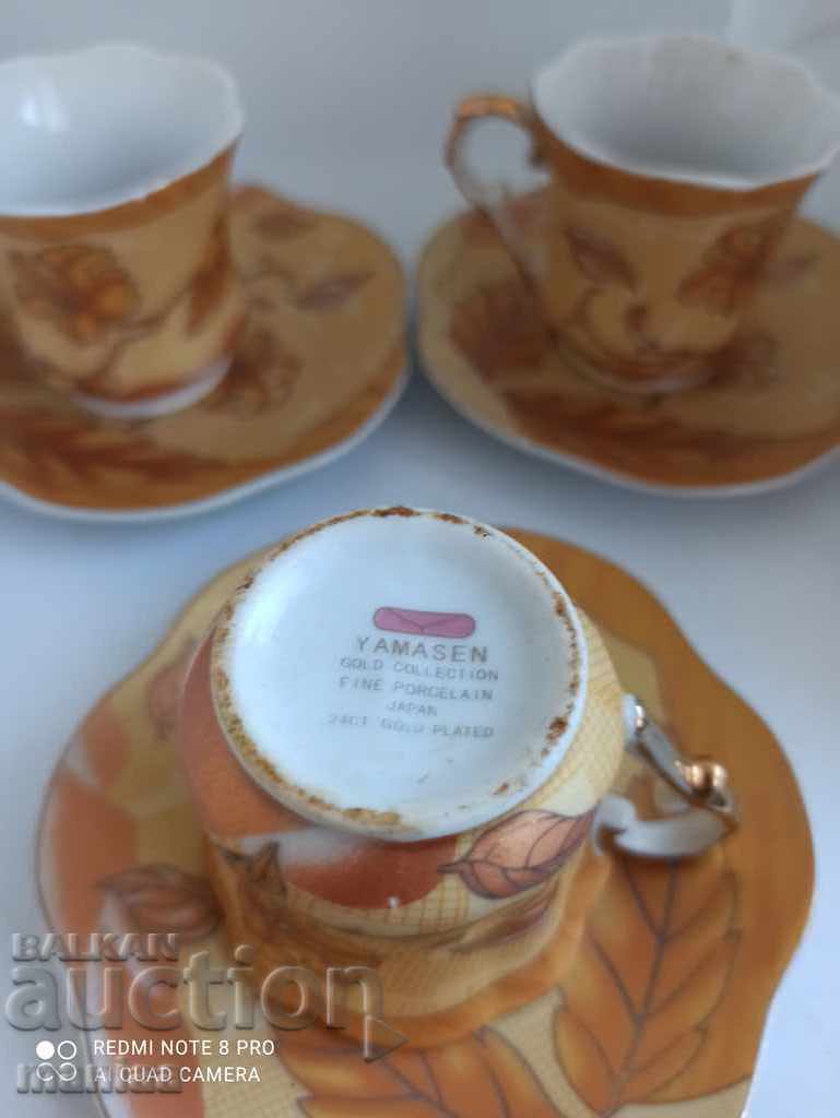 Delivery of Coffee service for 6 cups and 6 saucers Delivery of Coffee service for 6 cups and 6 saucers