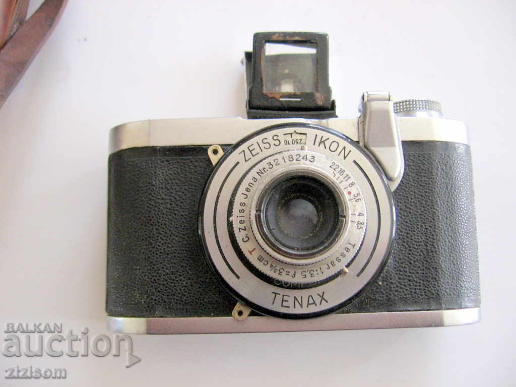 Auction old Zeiss Ikon Tenax camera Auction old Zeiss Ikon Tenax camera