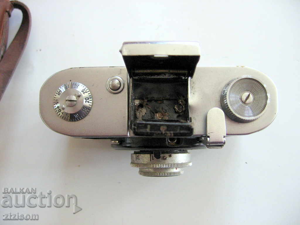 Delivery of old Zeiss Ikon Tenax camera Delivery of old Zeiss Ikon Tenax camera