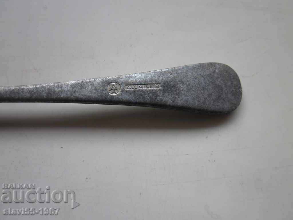 Auction OLD ALUMINUM SPOON WITH LONG HANDLE BZC !!! Auction OLD ALUMINUM SPOON WITH LONG HANDLE BZC !!!
