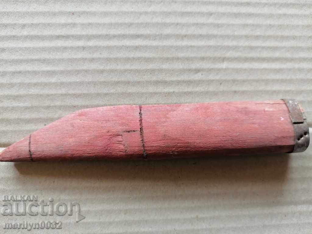 Delivery of Old can of forged blade knife Delivery of Old can of forged blade knife