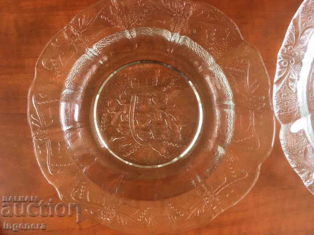 Delivery of PLATE PLATES GLASS RELIEF SET 3 PCS Delivery of PLATE PLATES GLASS RELIEF SET 3 PCS
