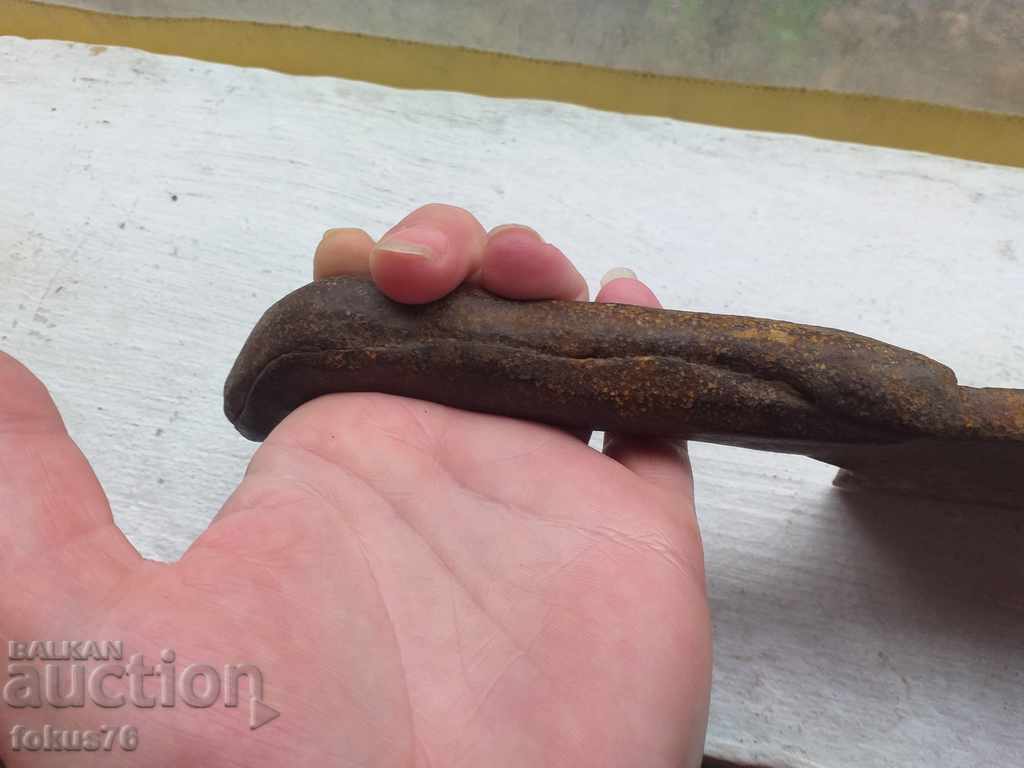 Delivery of An old massive forged satire Delivery of An old massive forged satire