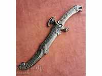 Cuțit în formă de oțel de lamă de dragon cu suport Kania